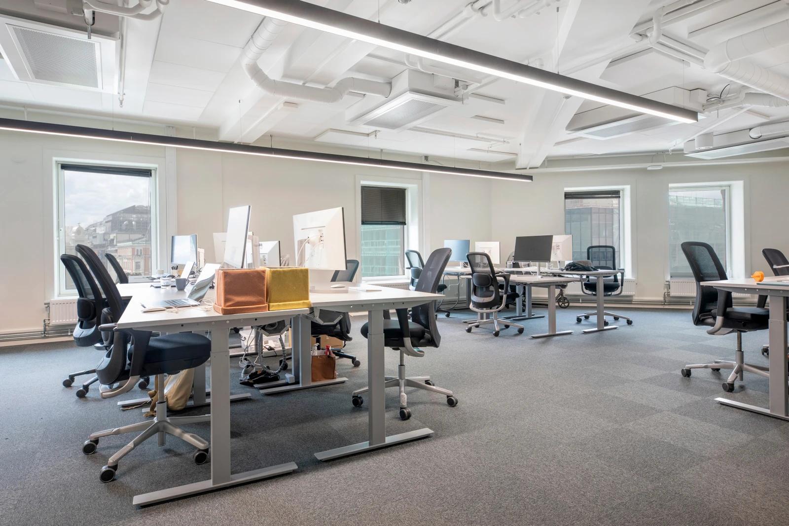 Available office space in the historic Glasmagasinet - Workspace