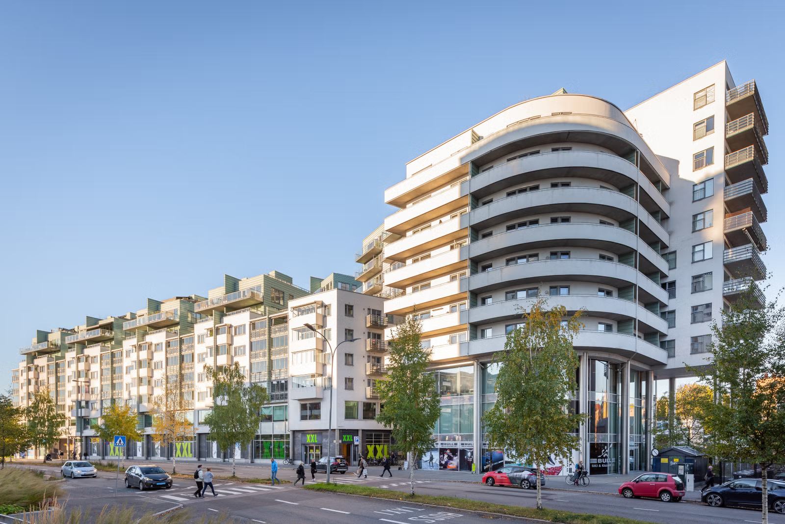 Lyst og moderne kontorlokale på 335 kvm med god eksponering på Majorstuen - Fasade