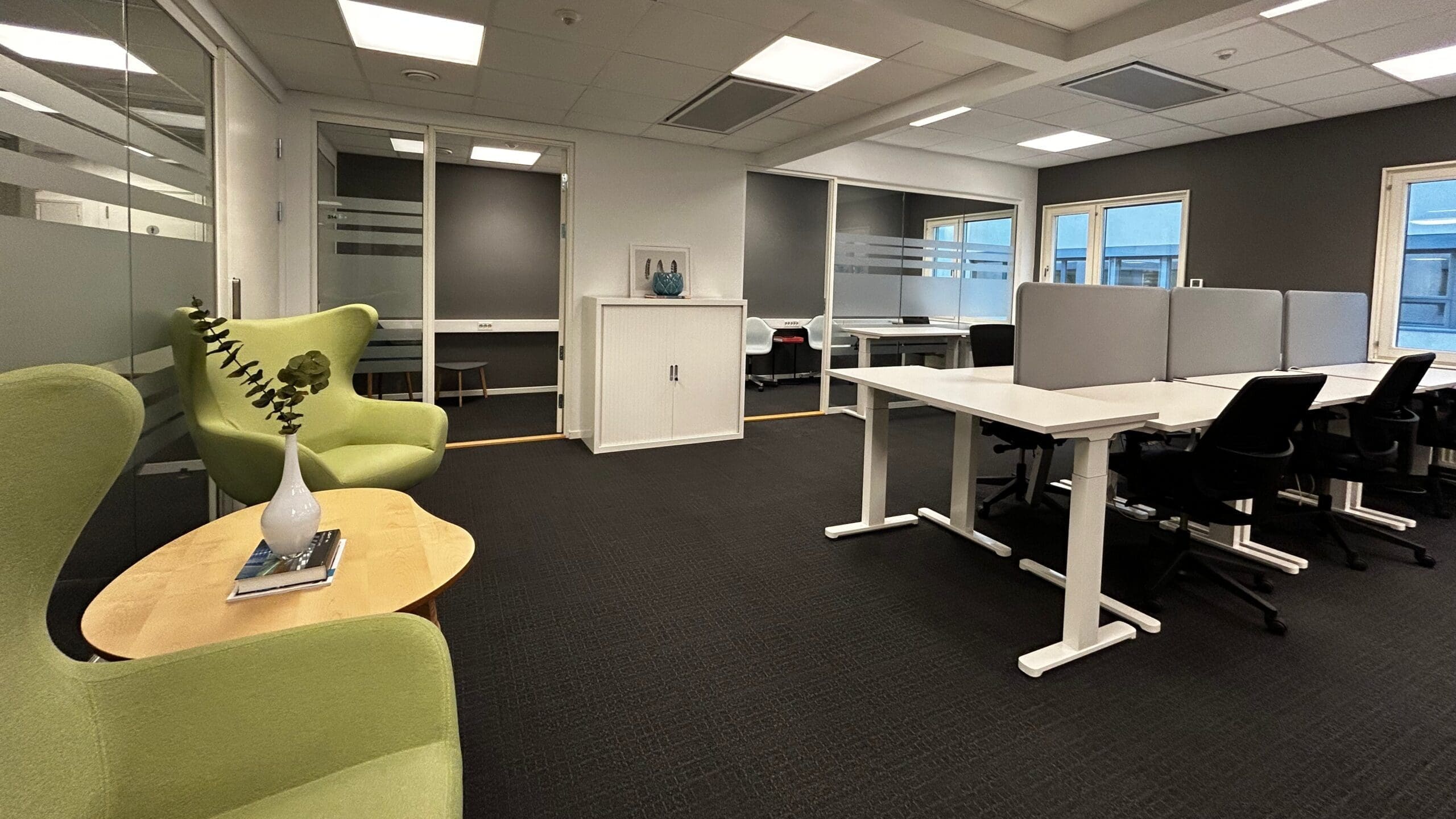 Office for 20-26 employees near Lysaker Station - Workspace