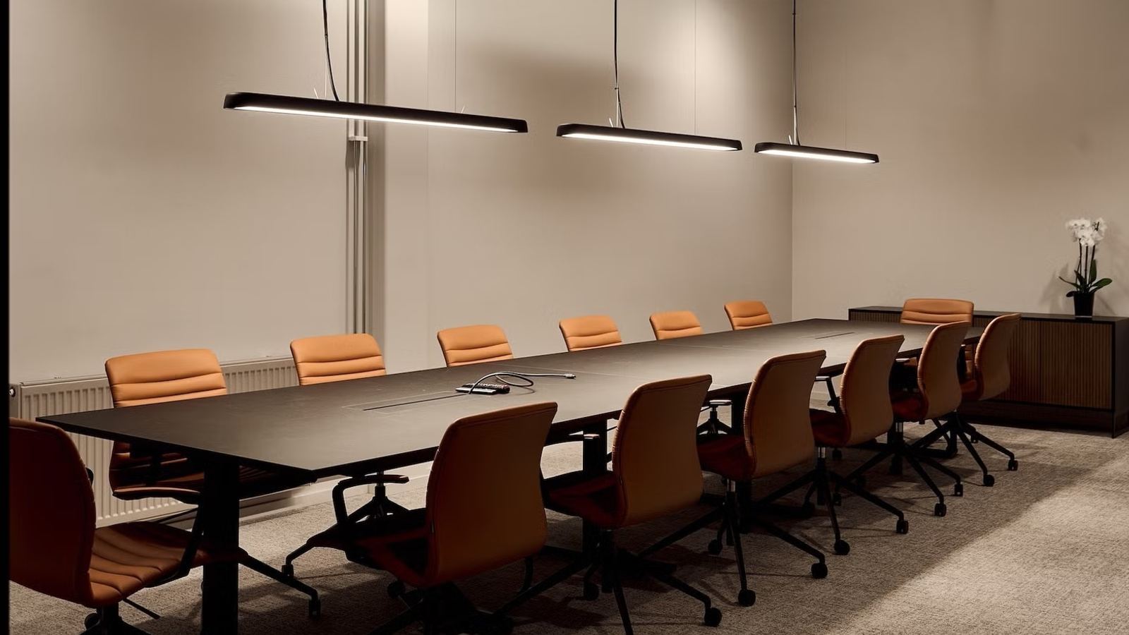Newly renovated office for 2-4 people in the heart of Lørenskog - Meeting room