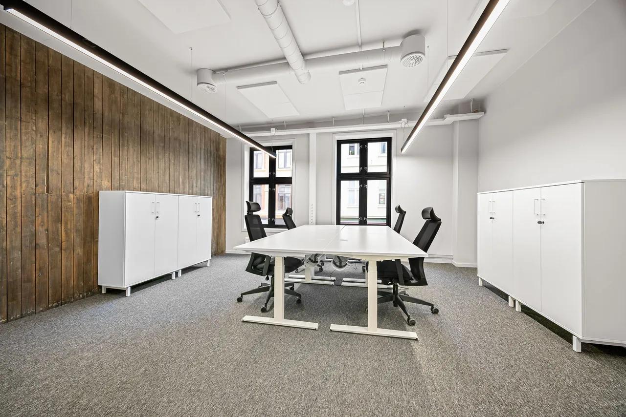 Moderne kontor for 4 ansatte ved Grünerløkka - Kontor