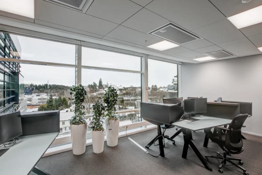 Furnished office for 1–2 people in a modern office building