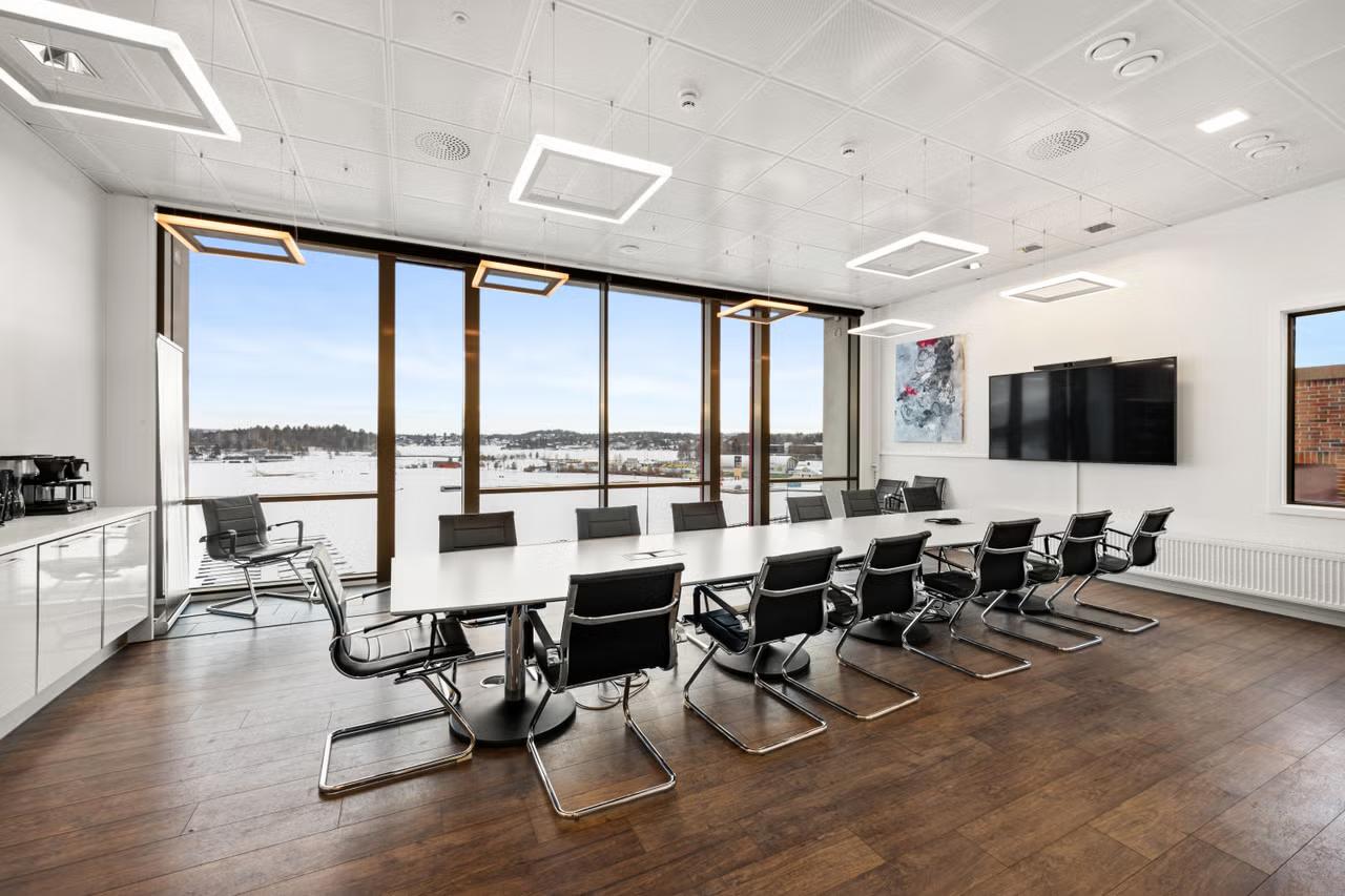 Private offices for rent in Sandvika with parking