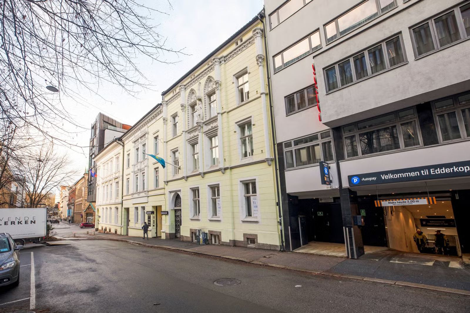 146 sqm office and showroom space – available now on St. Olavs gate - Facade
