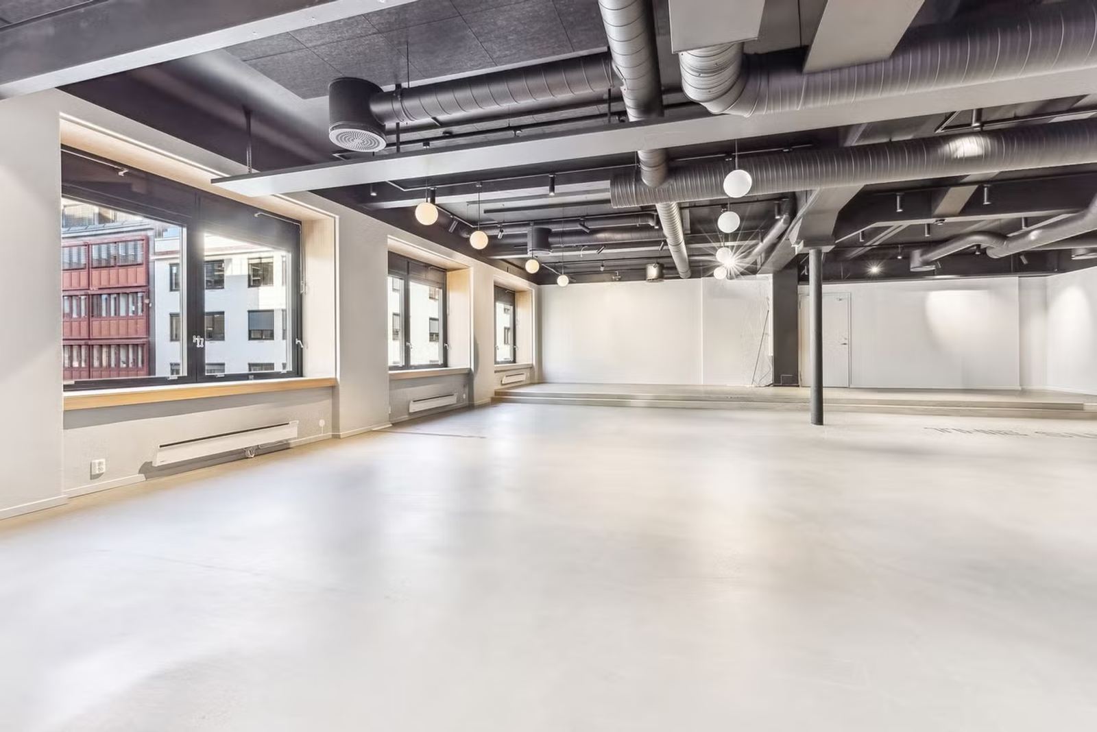 Modern, Move-In Ready Office Space in the Heart of Torggata - Workspace
