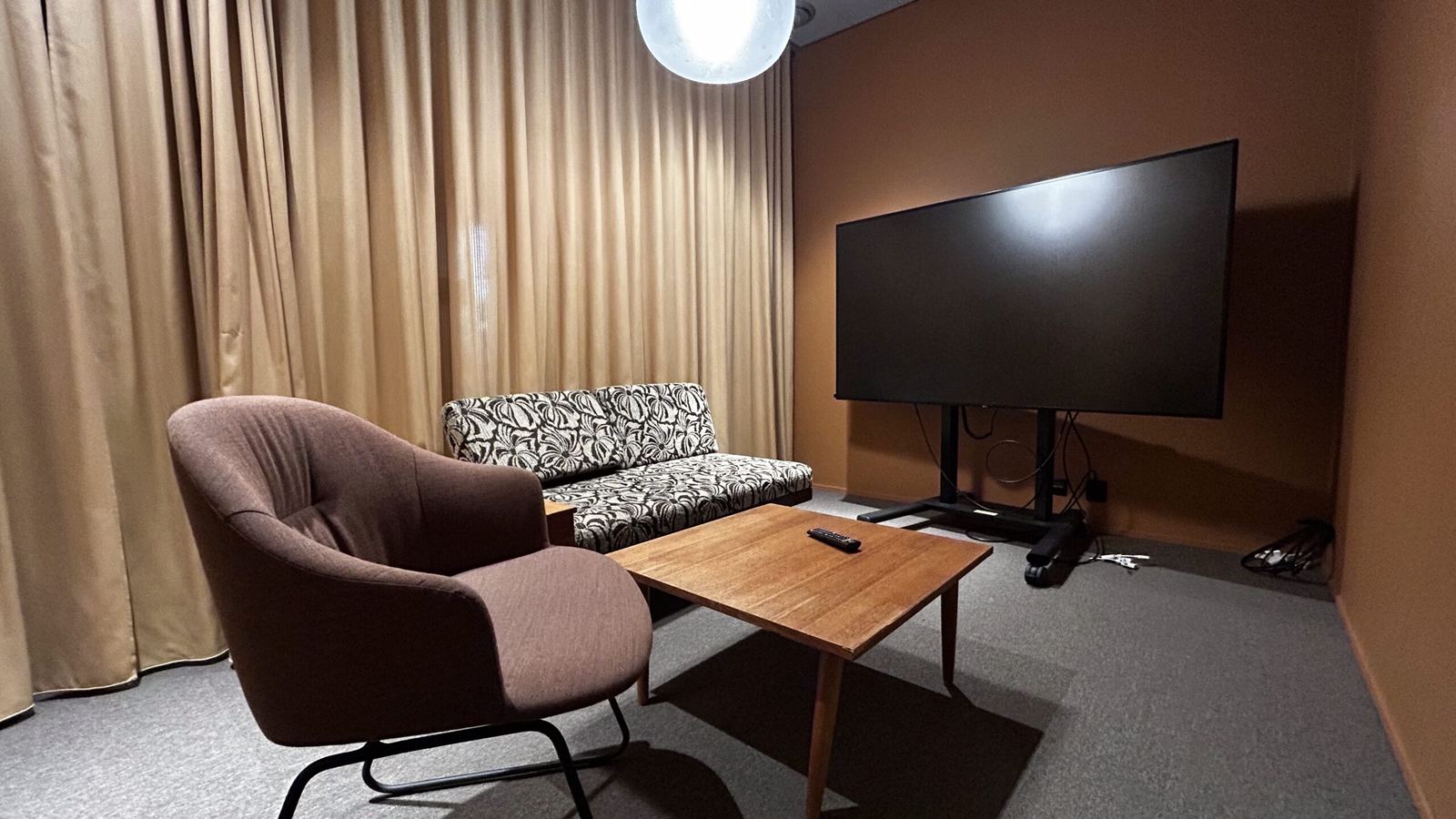 Office for 8-12 employees near Helsfyr Station - Meeting room