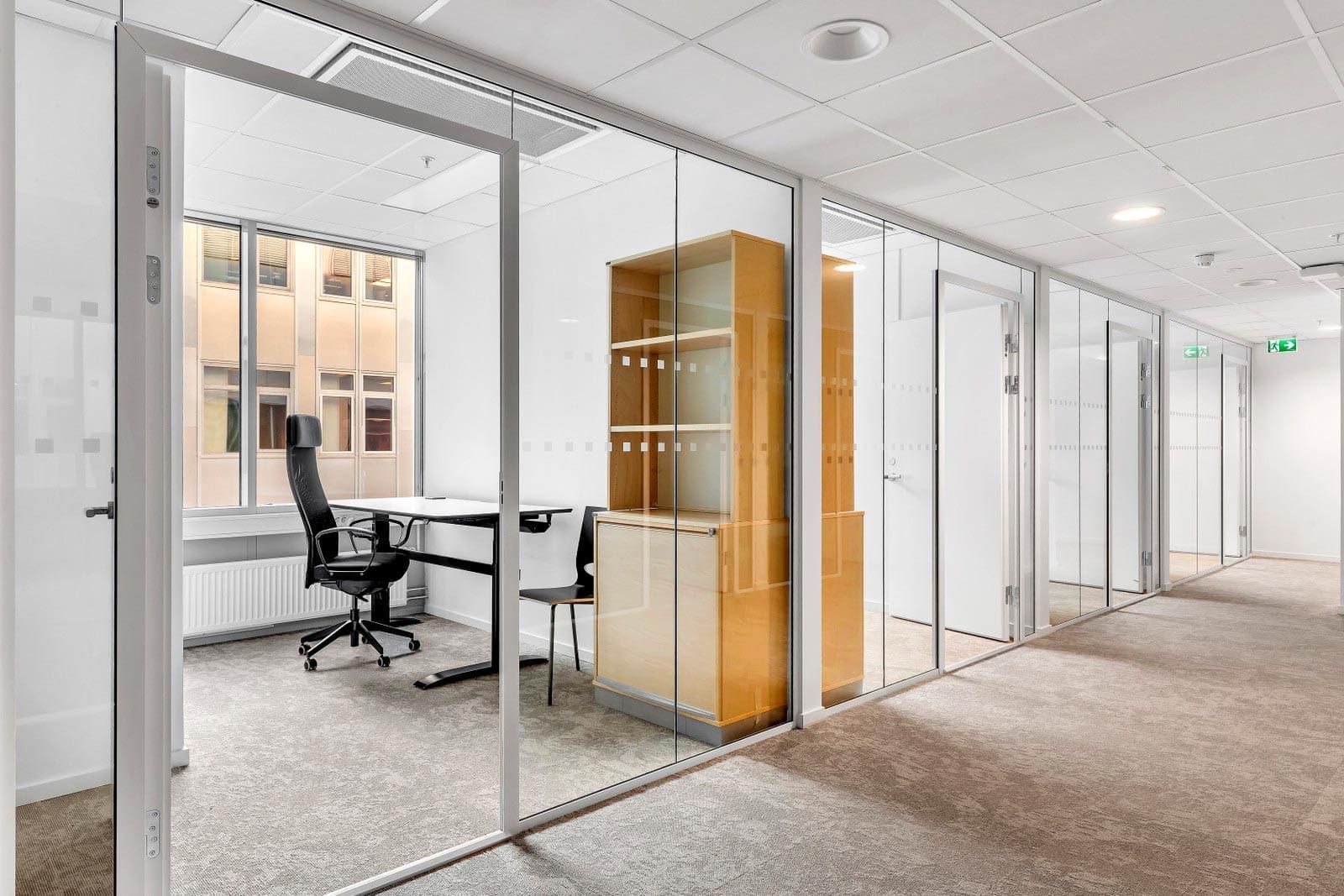 Flott cellekontor for 1-2 personer nær Tinghuset - Akersgata 51, Oslo