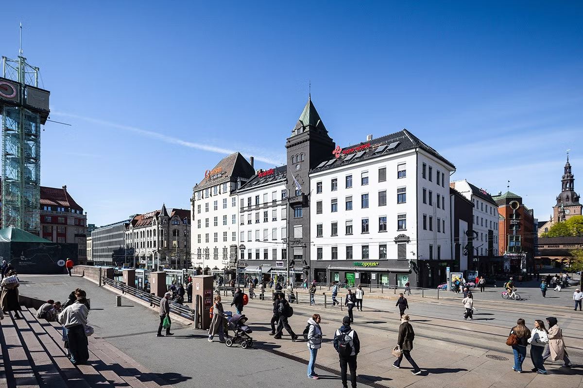 Effektivt og innflytningsklart kontorlokale med topp beliggenhet på Jernbanetorget - Fasade