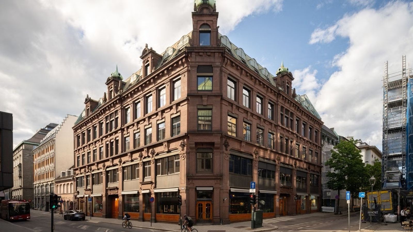 Modern 2-person offices with historic charm right in Kvadraturen - Kirkegata 17, Oslo