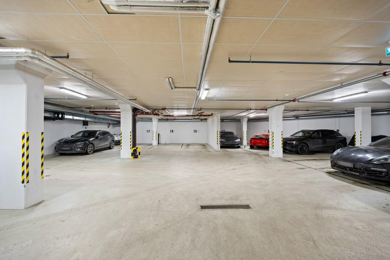 Private offices for rent in Sandvika with parking - Facilities