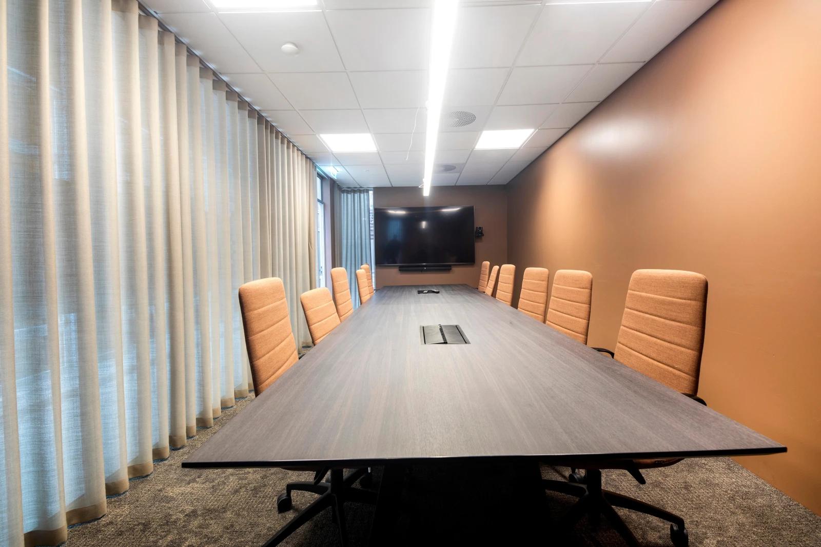 Office for rent in prime location at Alna - Meeting room