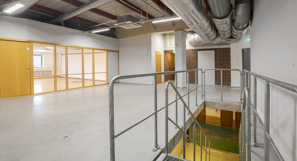 Fleksibelt lager, kontor eller showroom på 371 kvm på Alnabru - Lokale