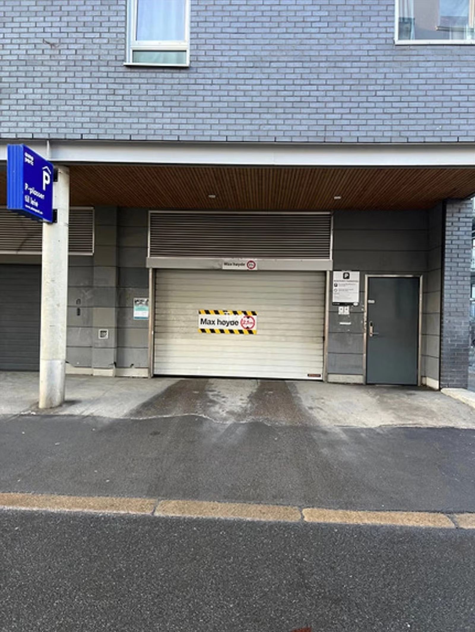 Two Spacious Parking Spaces with EV Charger | Rubina Ranas gate 5, Oslo S / Bjørvika - Rubina Ranas gate 5