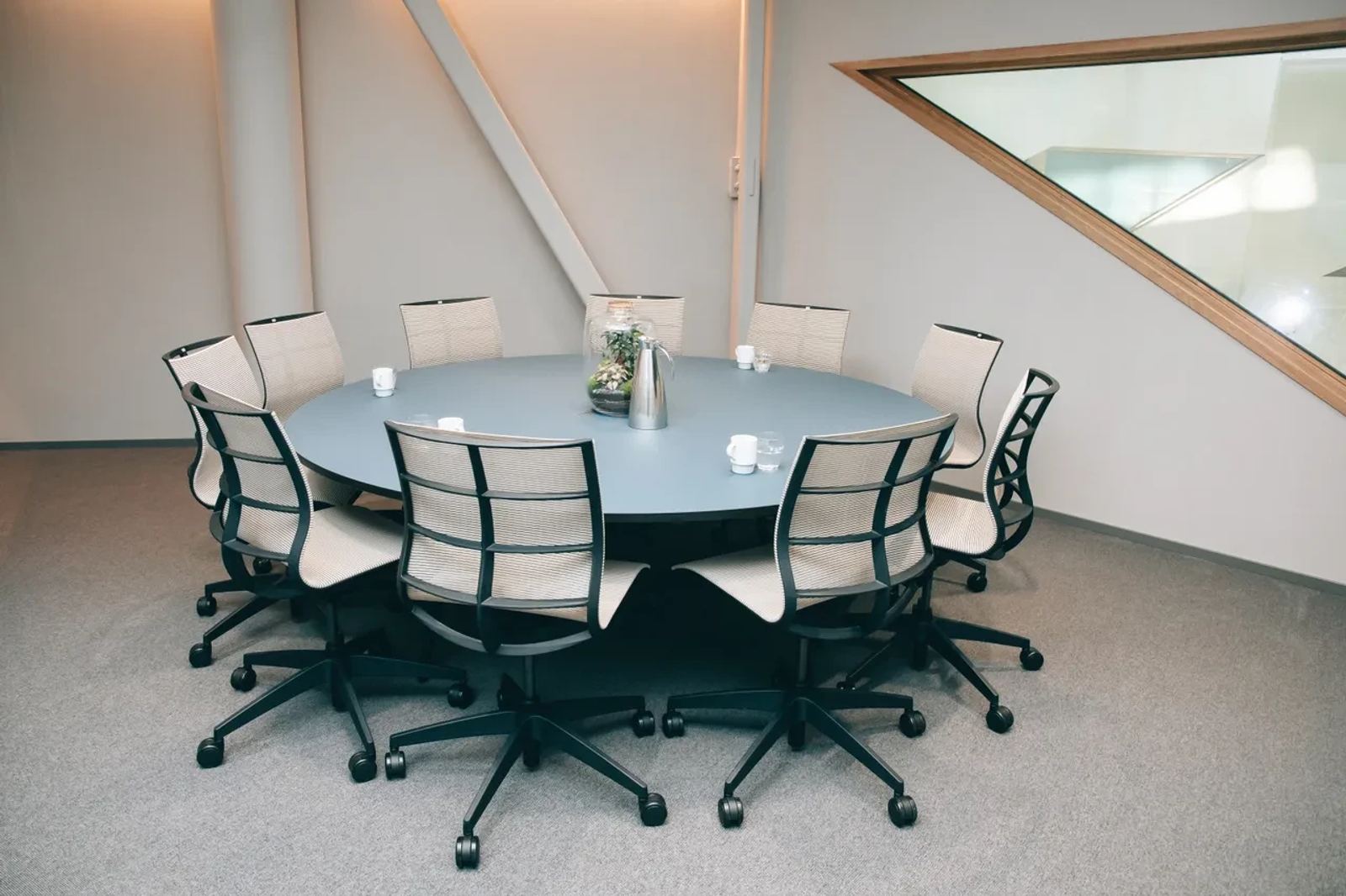 Furnished office for 1–2 people in a modern office building - Meeting room