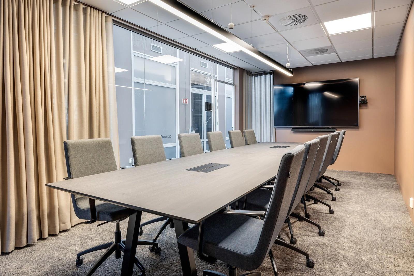 Office for rent in prime location at Alna - Meeting room