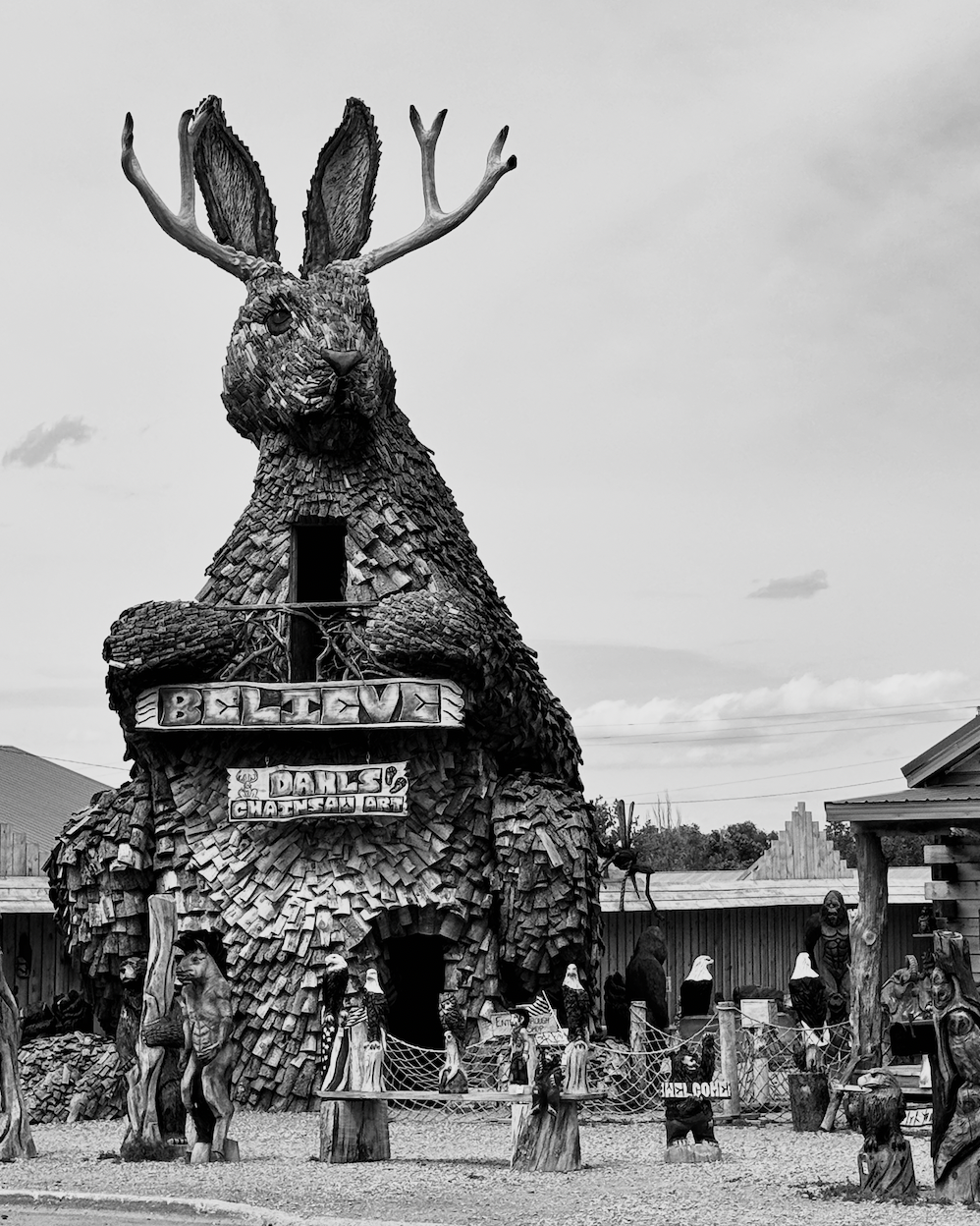A giant wood sculpture of a Jack-a-Lope