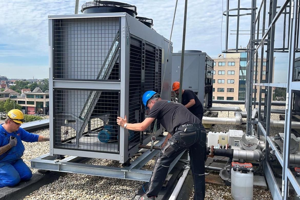 Placing an outdoor cooling unit on a roof