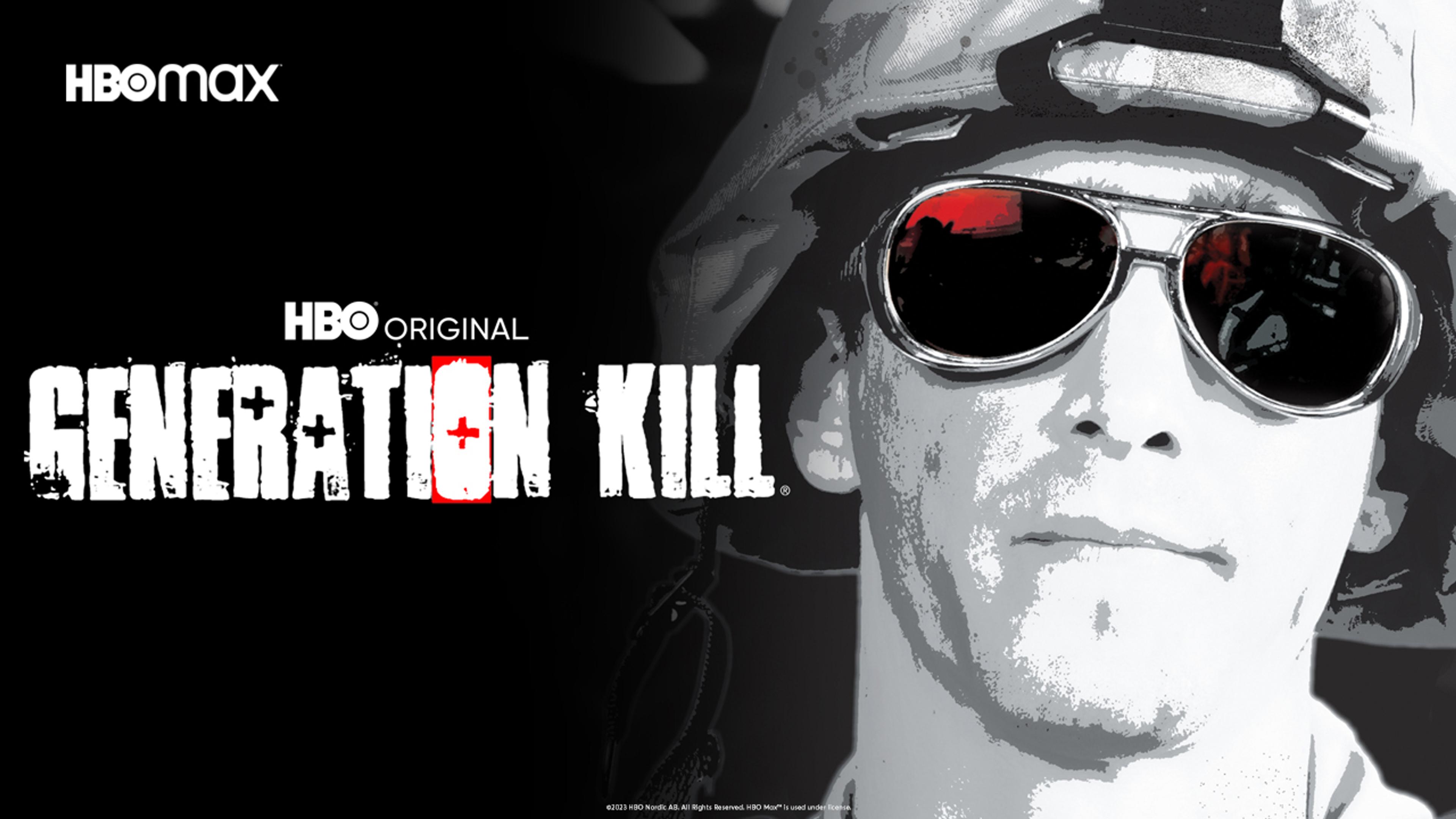 En soldat i sort-hvitt ser på oss med røde solbriller og hjelm på hodet.