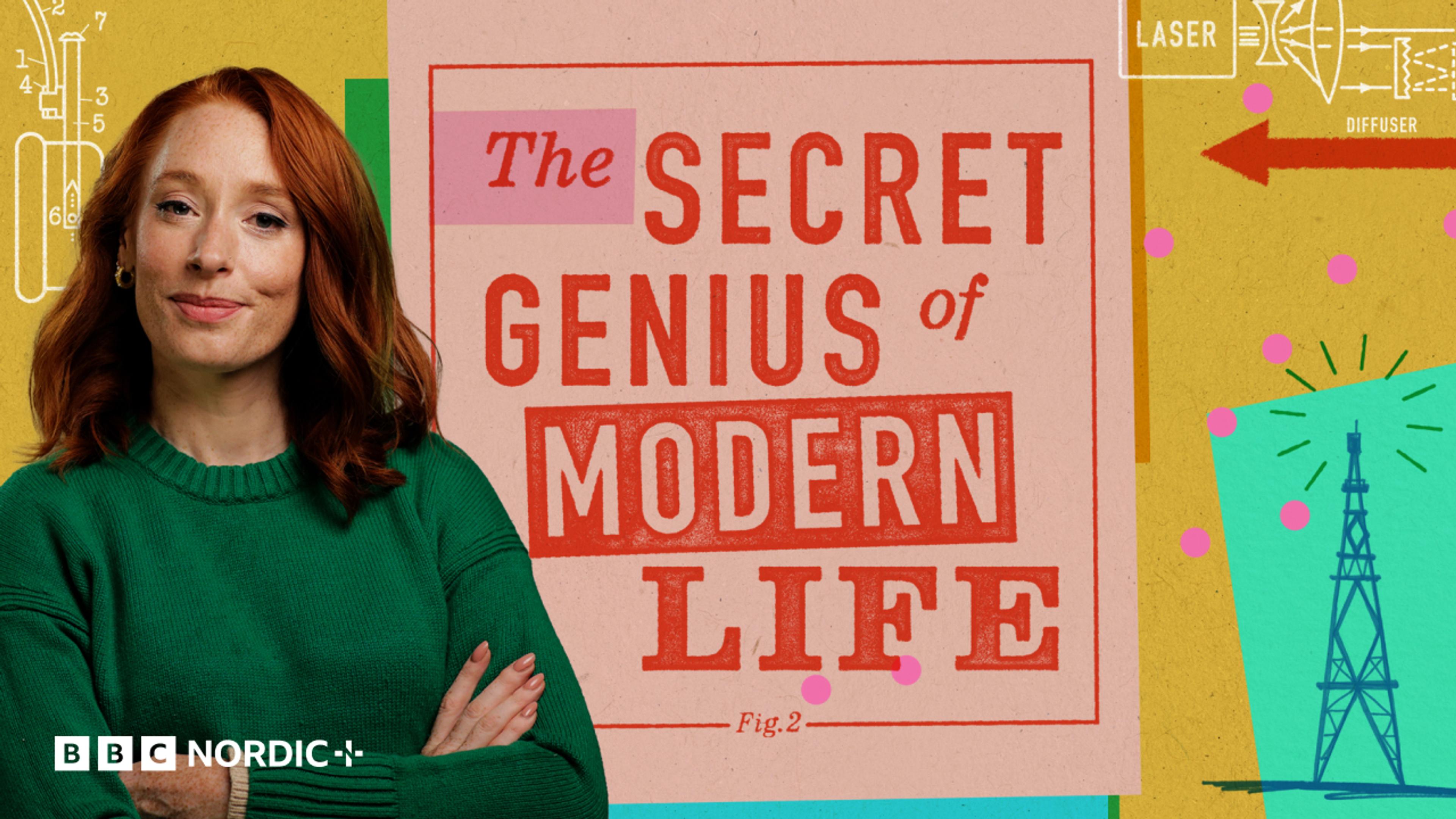 Rødhåret dame i grønn genser smiler lurt mot kamera.