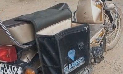 अंबाह में बैंक से गोल्ड लोन लेकर लौट रहे किसान की बाइक की डिग्गी से सवा लाख रुपए पार