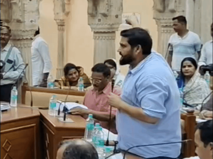 ग्वालियर नगर निगम: 6 माह से 11वें बिंदु पर अटकी चर्चा, फिर स्थगित हुई विशेष बैठक