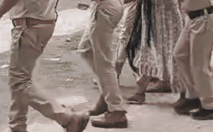 दतिया में एसपी जनसुनवाई के दौरान महिला ने निगला जहर, ससुराल पक्ष पर लगाए गंभीर प्रताड़ना के आरोप