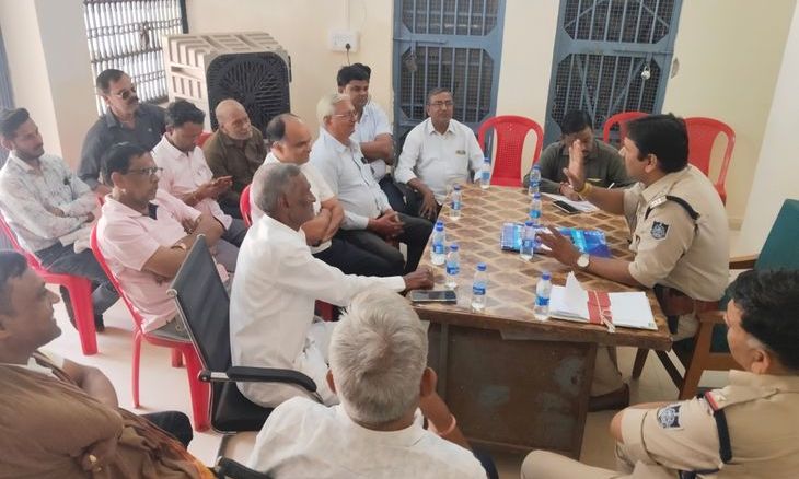 सबलगढ़ में चोरों के हौसले पस्त करने के लिए बढ़ेगी नाइट गश्त, पुलिस ने व्यापारियों को दिया सुरक्षा का भरोसा