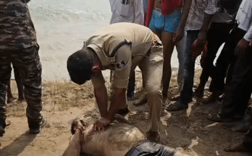 मुरैना: चंबल नदी में डूबे ग्वालियर के पिता-पुत्र, दर्शन से पहले मचेला घाट पर नहाने उतरे थे