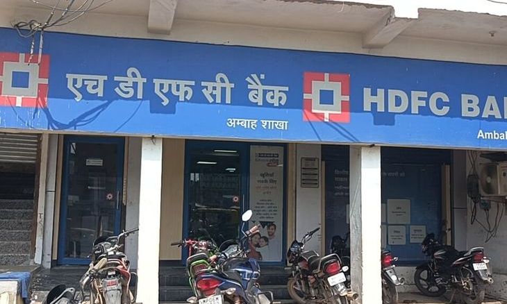 अंबाह में रविवार को गुलजार रहे बैंक, तीन दिन की प्रस्तावित हड़ताल के चलते किया गया कामकाज