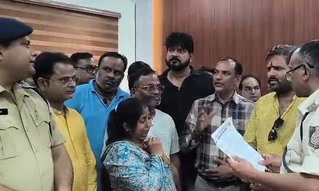 शिवपुरी में 50 लाख की चोरी का मामला: अग्रवाल समाज ने एसपी ऑफिस पहुंचकर अल्टीमेटम दिया