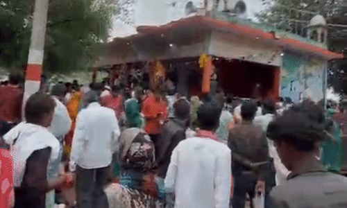 शिवपुरी के हीरामन बाबा दरबार में उमड़े श्रद्धालु, गणेश चतुर्थी पर 50 हजार लोगों ने टेका माथा