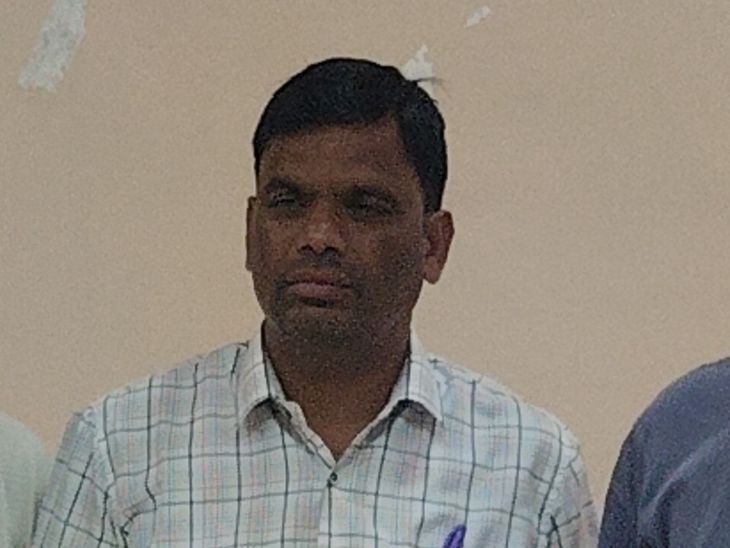 अशोकनगर में लोकायुक्त का एक्शन: विद्युत मीटर लगवाने के एवज में रिश्वत ले रहा लाइनमैन गिरफ्तार