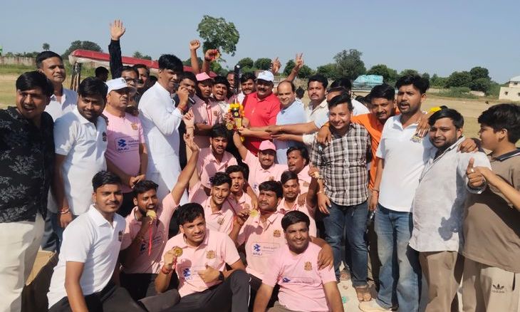 सबलगढ़ में अग्रसेन सप्ताह क्रिकेट प्रतियोगिता: रोमांचक फाइनल में वैश्य विक्टर्स ने मारी बाजी