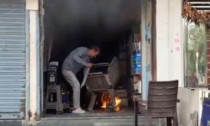 श्योपुर: पाली रोड पर इलेक्ट्रॉनिक दुकान में लगी भीषण आग, लाखों का सामान जलकर खाक