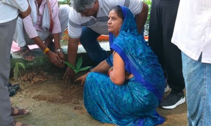 माधवराव सिंधिया की पुण्यतिथि पर भिंड में हुए सेवा कार्य, याद किए गए उनके योगदान