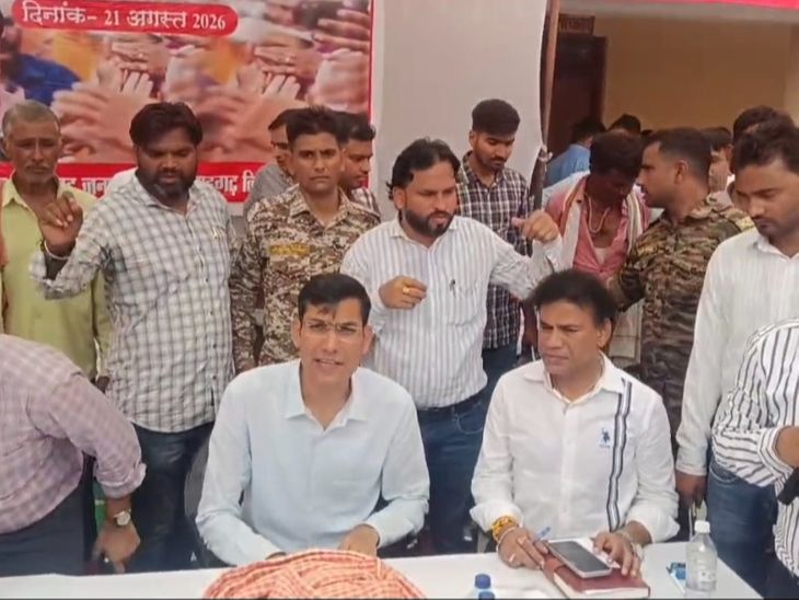 मुरैना: पहाड़गढ़ के आदिवासी छात्रावासों में कलेक्टर का छापा, व्यवस्थाएं बिगड़ने पर अधीक्षिका पर गिरी गाज