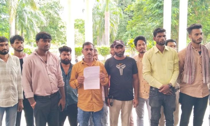 गुना में एम्बुलेंस चालकों के दो गुट आमने-सामने, जिला मैनेजर पर कार्रवाई को लेकर खींचतान