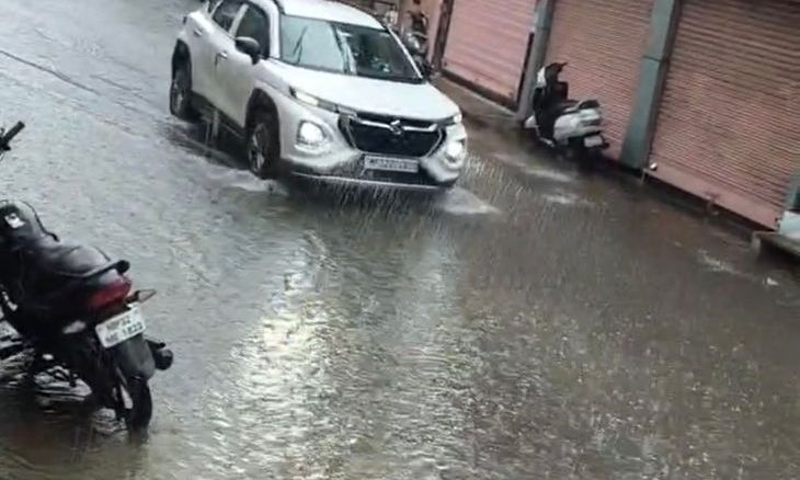 दतिया में झमाझम बारिश से तापमान गिरा, खरीफ फसलों को मिला नया जीवन