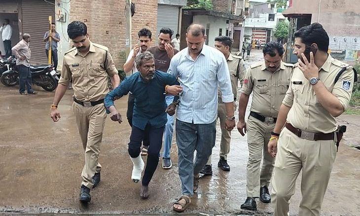 अशोकनगर में पुलिस की बड़ी कार्रवाई: 10 हजार का इनामी हिस्ट्रीशीटर कल्लू कुशवाहा चंदेरी के जंगलों से गिरफ्तार