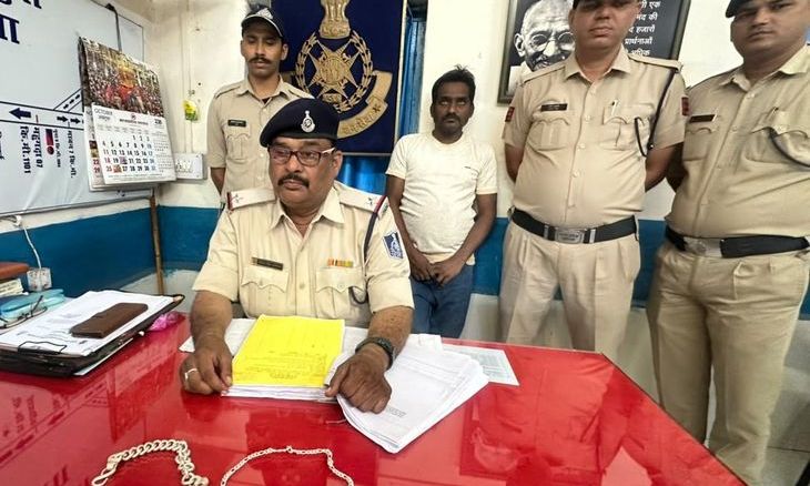 गुना जीआरपी के हत्थे चढ़ा जहरखुरान गिरोह, ट्रेन में यात्रियों को नशीला पानी पिलाकर लूटते थे जेवर और नकदी