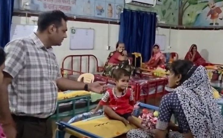 भितरवार में एसडीएम की आधी रात अस्पताल पर छापेमारी, व्यवस्थाएं देख भड़के अधिकारी