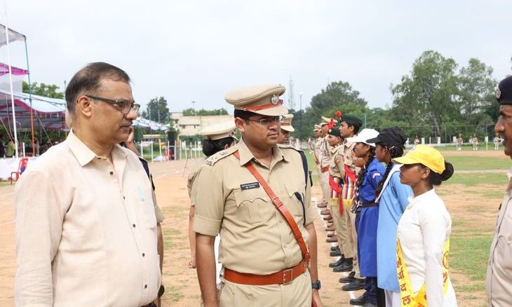 दतिया में स्वतंत्रता दिवस की तैयारियां मुकम्मल, पुलिस परेड ग्राउंड में हुई अंतिम रिहर्सल