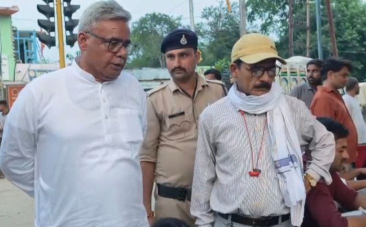 मुरैना में मजिस्ट्रेट चेकिंग के दौरान वीआईपी हूटर पर सियासत, सभापति का कटा चालान तो महापौर की गाड़ी निकली बेरोक