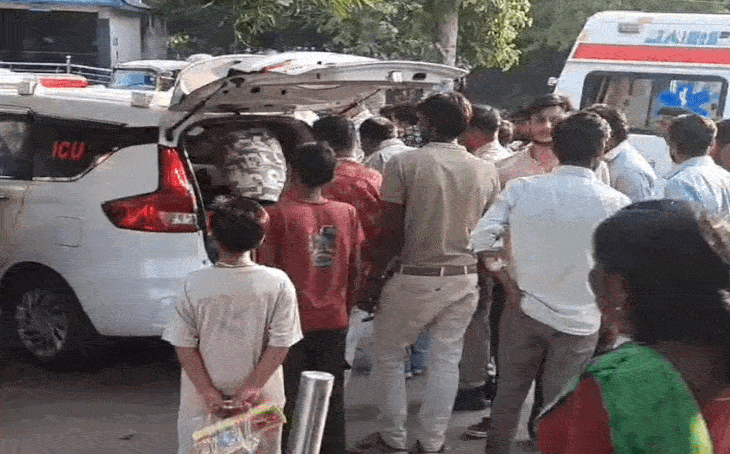 गृह प्रवेश समारोह के दौरान गर्म सब्जी के भगोने में गिरी दो साल की बच्ची, हालत गंभीर होने पर ग्वालियर रेफर