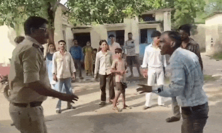 भितरवार के सरकारी स्कूल में अतिथि शिक्षक की गुंडागर्दी, महिला शिक्षिका को दी धमकी और पुलिस से की झूमाझपटी