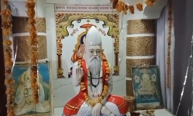 कोलारस कबीर मंदिर में चोरी, चांदी का छत्र और दानपात्र पार