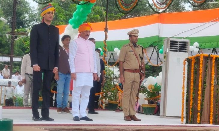 मुरैना में हर्षोल्लास के साथ मनाया गया 80वां स्वतंत्रता दिवस, कृषि मंत्री कंसाना ने फहराया तिरंगा