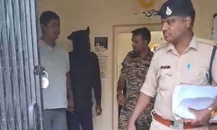 गुना पुलिस को मिली बड़ी सफलता, तीन साल से फरार 15 हजार का इनामी बदमाश गिरफ्तार