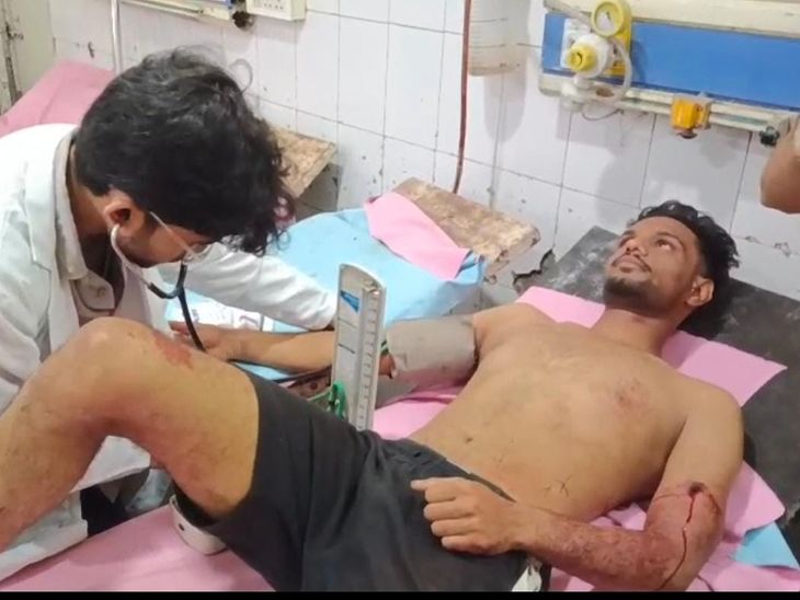 ग्वालियर में गरबा विवाद गहराया: घर पर धावा बोलकर युवक को मारी गोली, आरएसएस पदाधिकारी पर गंभीर आरोप
