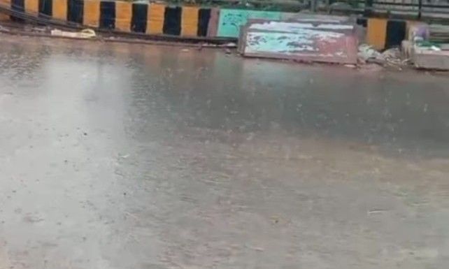 मुरैना में झमाझम बारिश से मिली उमस से राहत, किसानों के चेहरे खिले
